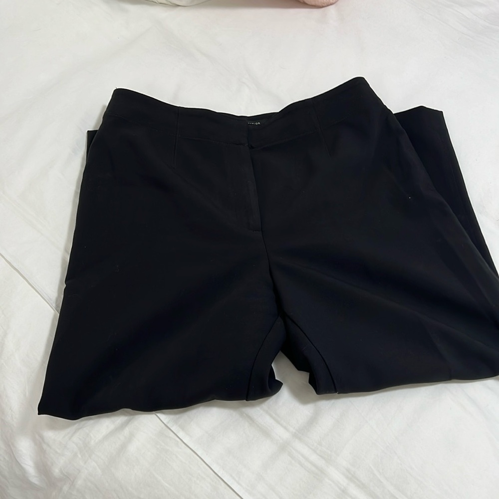 Ann Taylor Lana black straight leg crepe trousers. Size 12P worn once